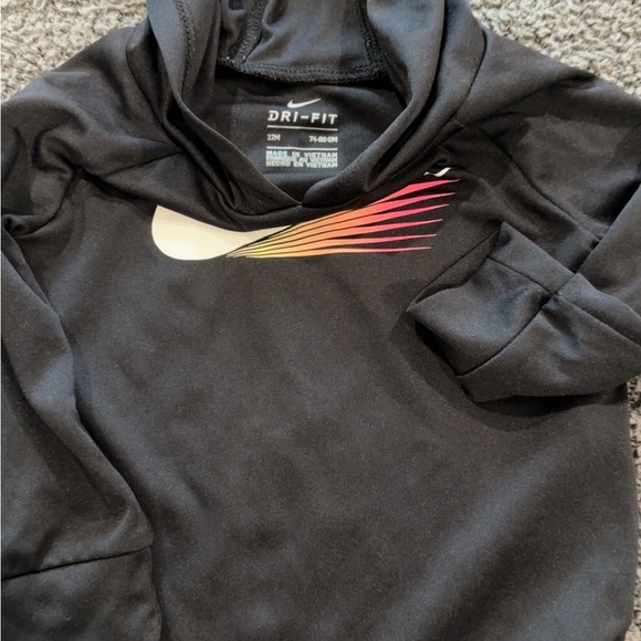 Nike Black Top and Pink Leggings Set - Picture 3 of 3